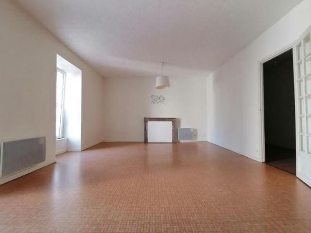 annonce location appartement f5 t5 st hilaire des loges 85240