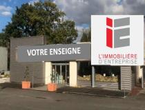 annonce location local commerce la meziere 35520