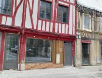 annonce location local commerce louviers 27400