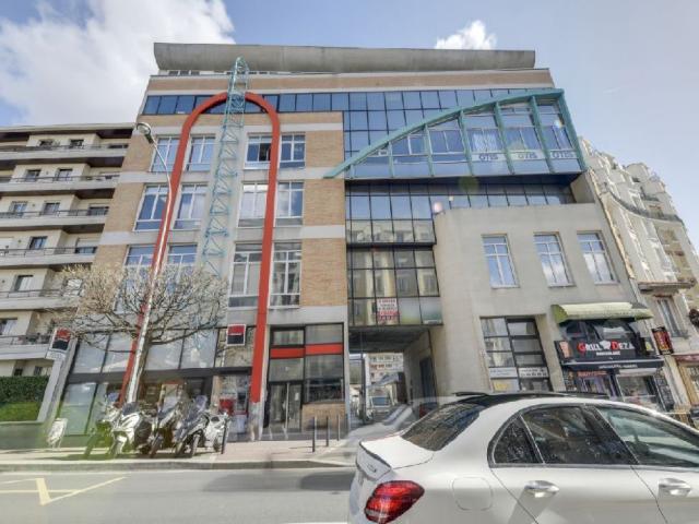 annonce location local commerce montreuil 93100