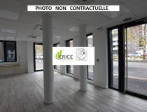 annonce location local commerce royan 17200