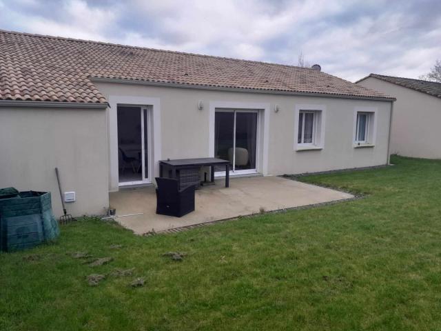 annonce location maison la chaize le vicomte 85310