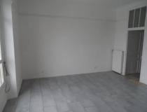 Achat appartement Neris Les Bains 03310 [2/13600147]
