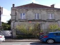 annonce vente immeuble carbon blanc 33560