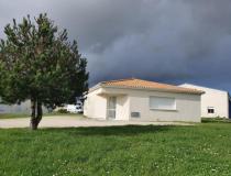 Immobilier immeuble Cozes 17120 [3/684020]