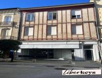 Immobilier immeuble Pamiers 09100 [3/684136]