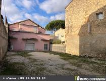 Immobilier immeuble St Gilles 30800 [3/672570]