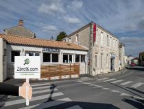 vente local - commerce Champagne Les Marais - 2812551:1