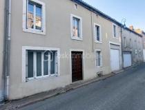 Vente maison Fenioux 79160 [1/35615843]