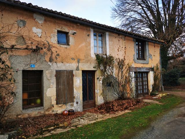 annonce vente maison rouille 86480