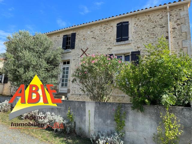 annonce vente maison st martin des fontaines 85570