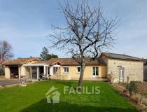 Vente maison St Sauvant 86600 [1/35657575]