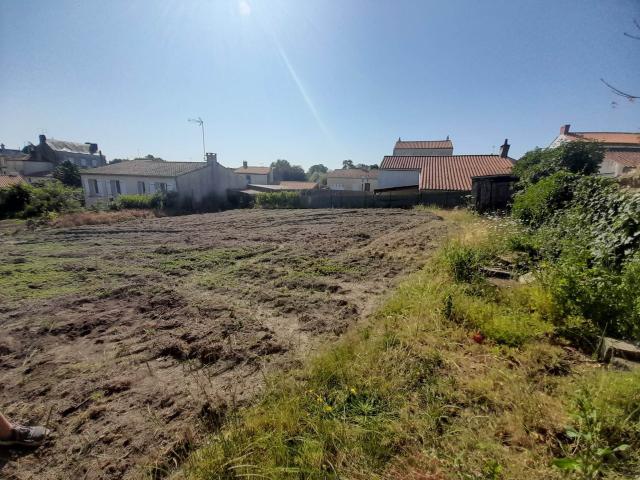 annonce vente terrain la chaize le vicomte 85310